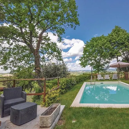 Four-bedroom Holiday In -tr- Сasa de vacaciones